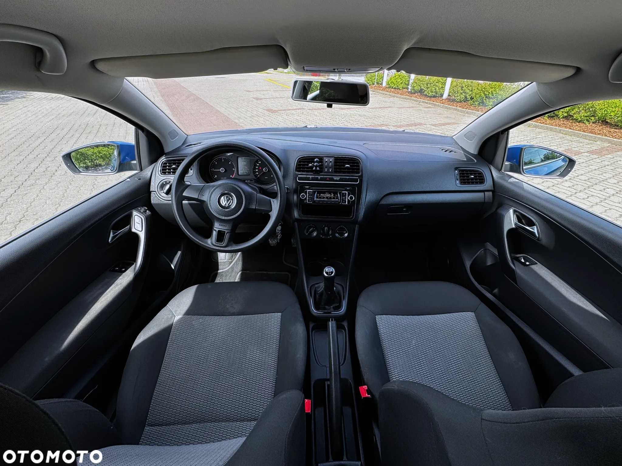 Volkswagen Polo - 12