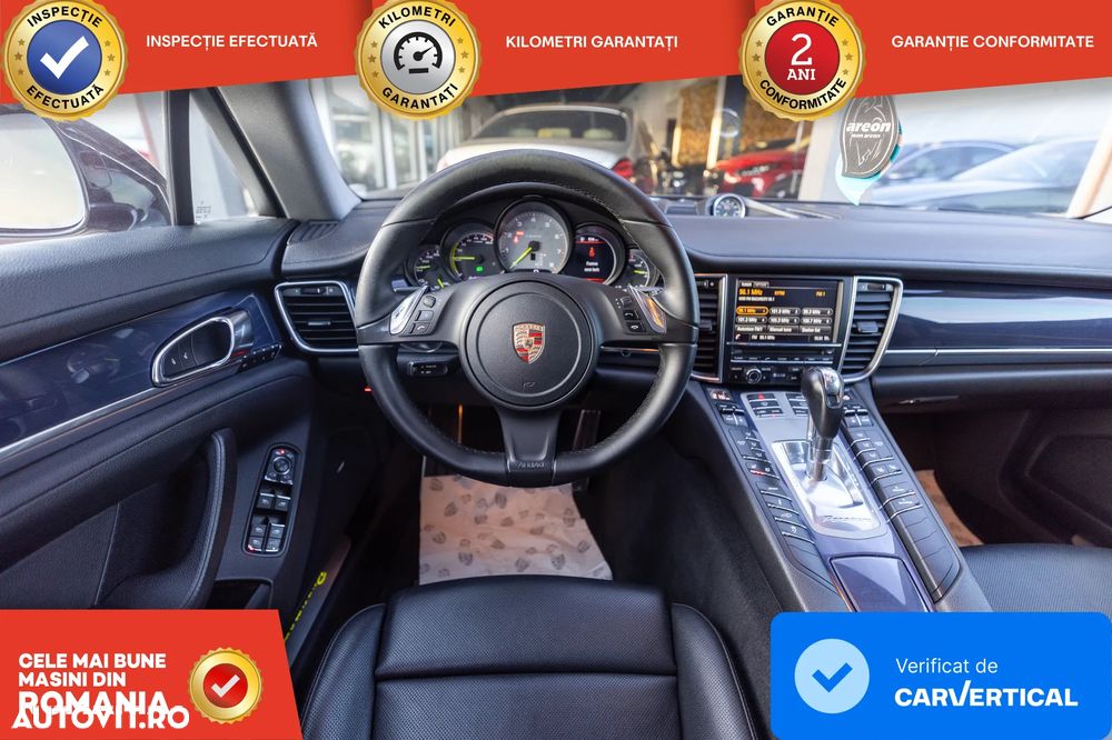Porsche Panamera - 25