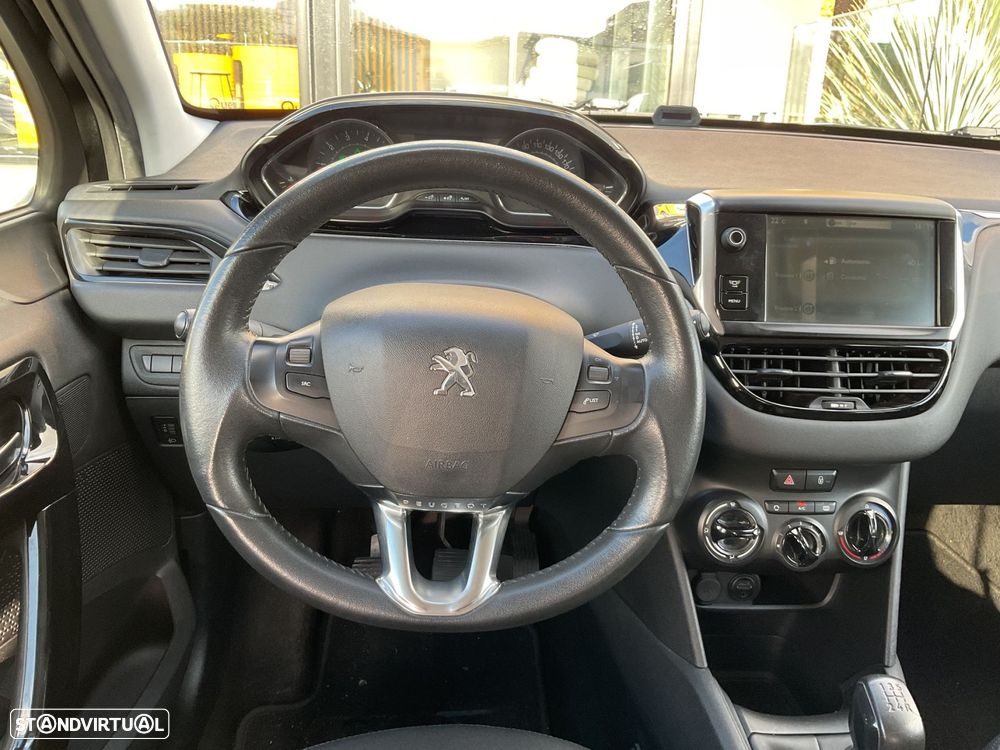 Peugeot 208 1.2 VTi Active - 31