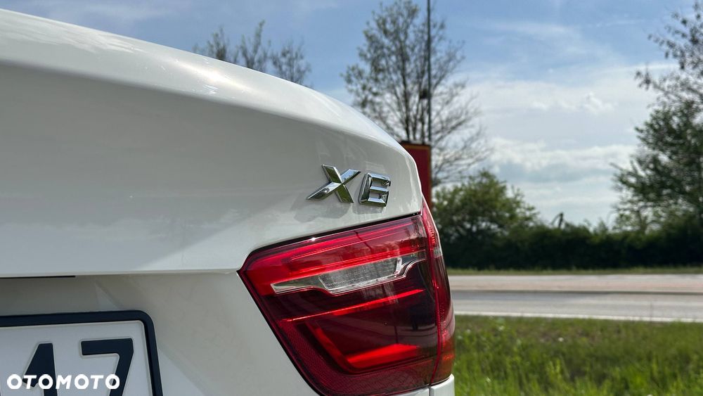 BMW X6 xDrive30d - 13