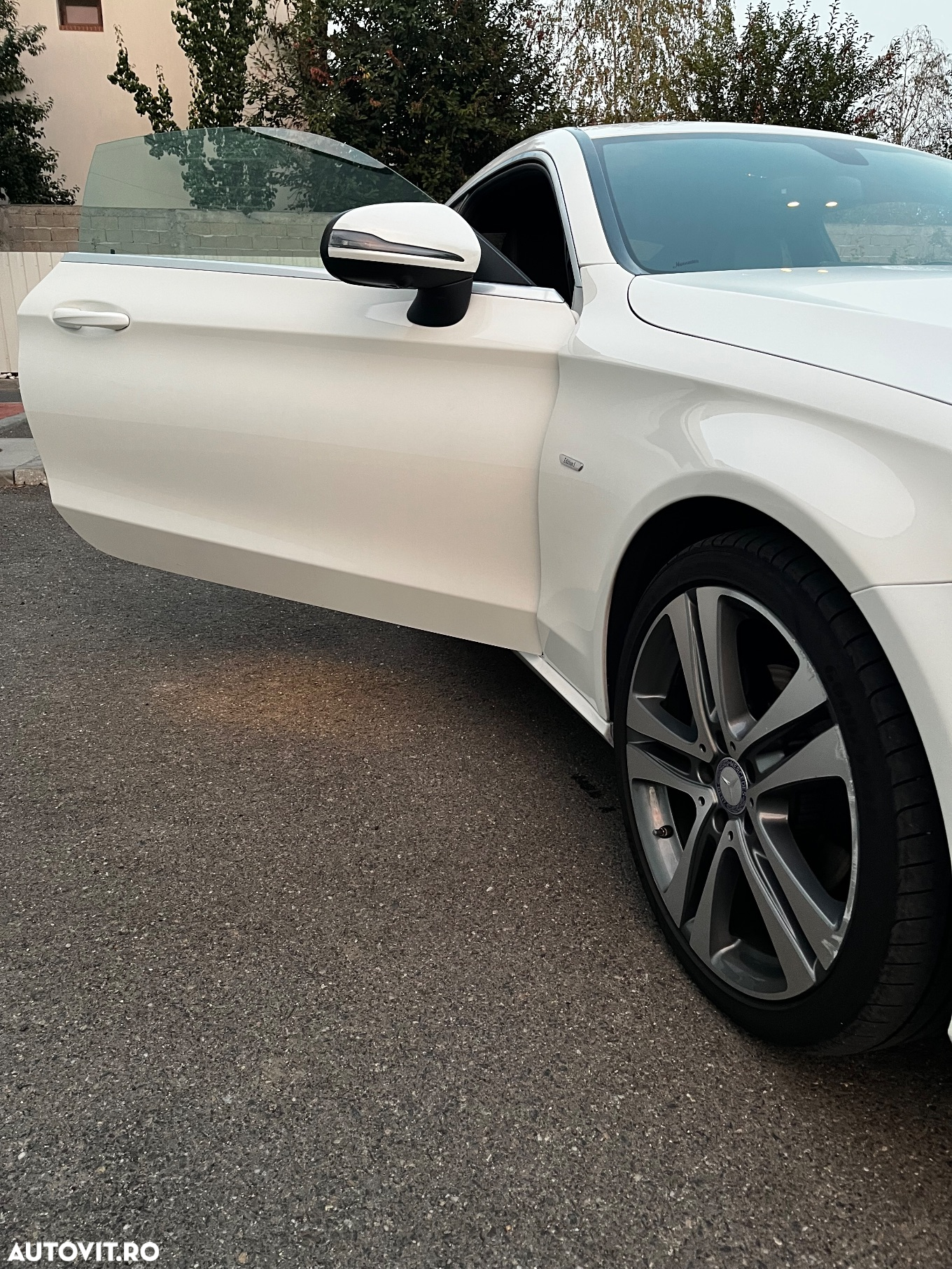 Mercedes-Benz C 200 Coupe 7G-TRONIC Edition 1 - 3