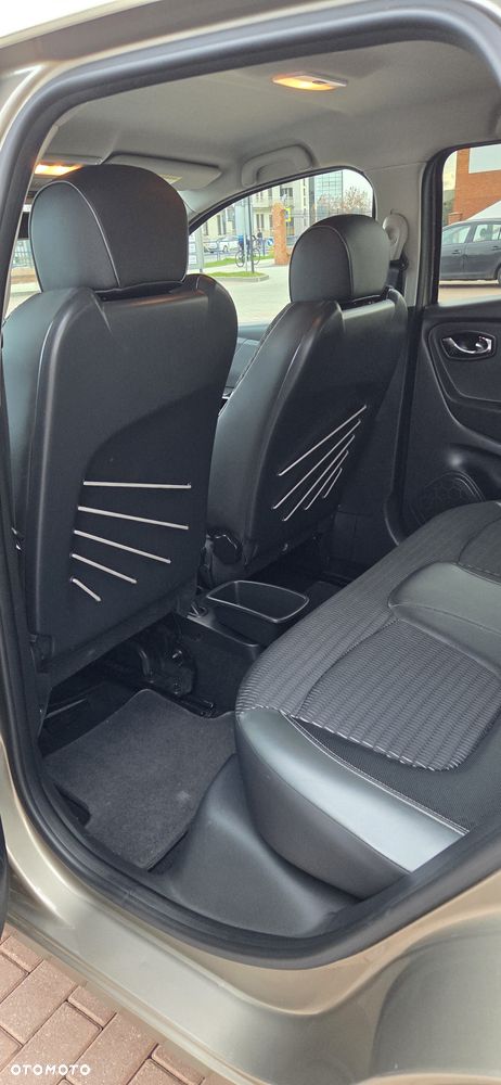 Renault Captur 1.5 dCi Intens EDC - 3