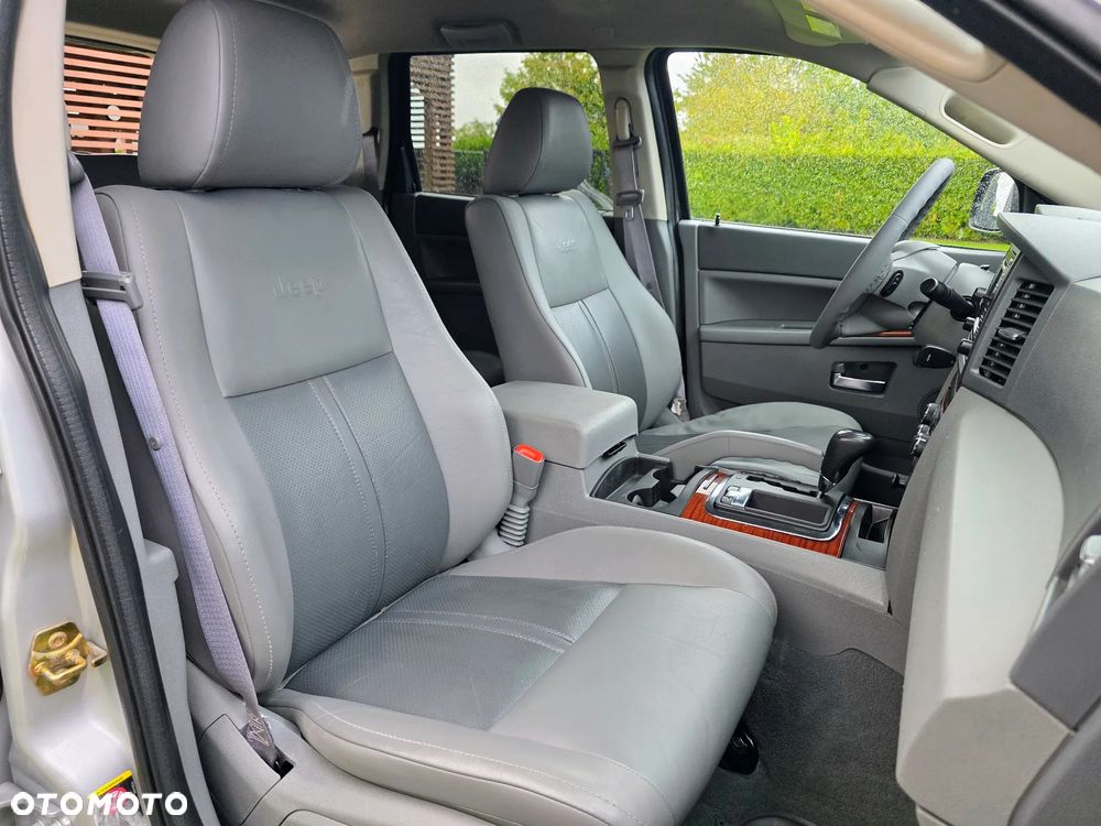 Jeep Grand Cherokee 5.7 V8 Limited - 27