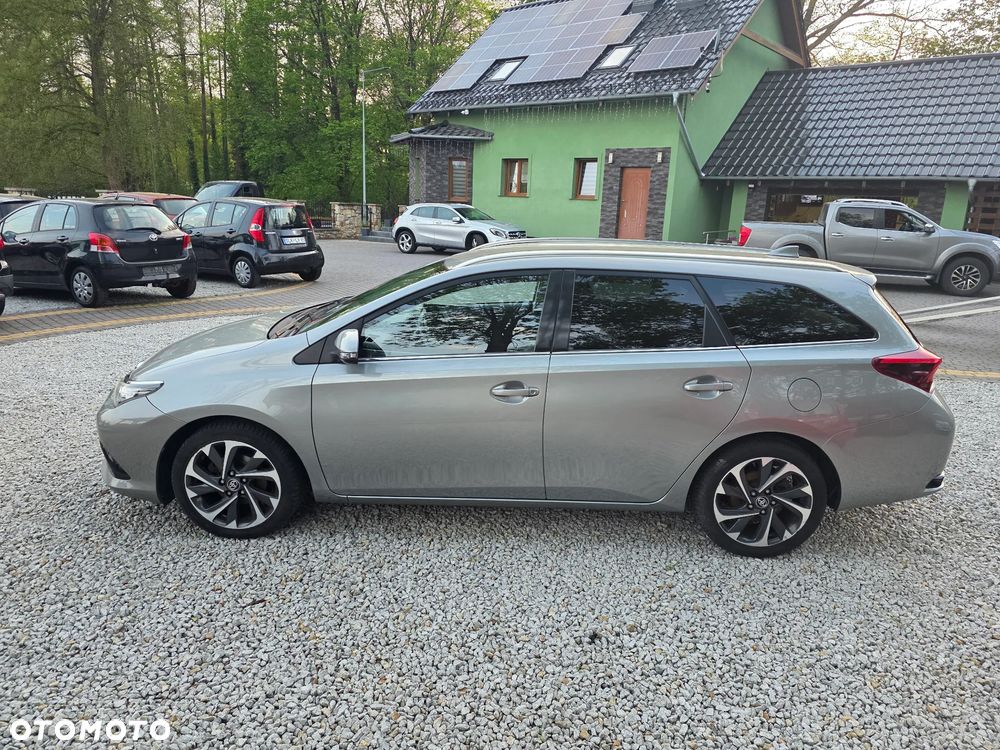 Toyota Auris 1.2 Turbo Executive - 3