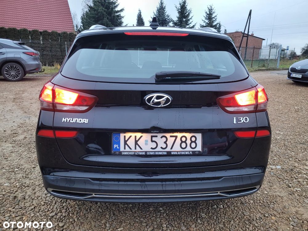Hyundai i30 1.5 DPI Modern - 21
