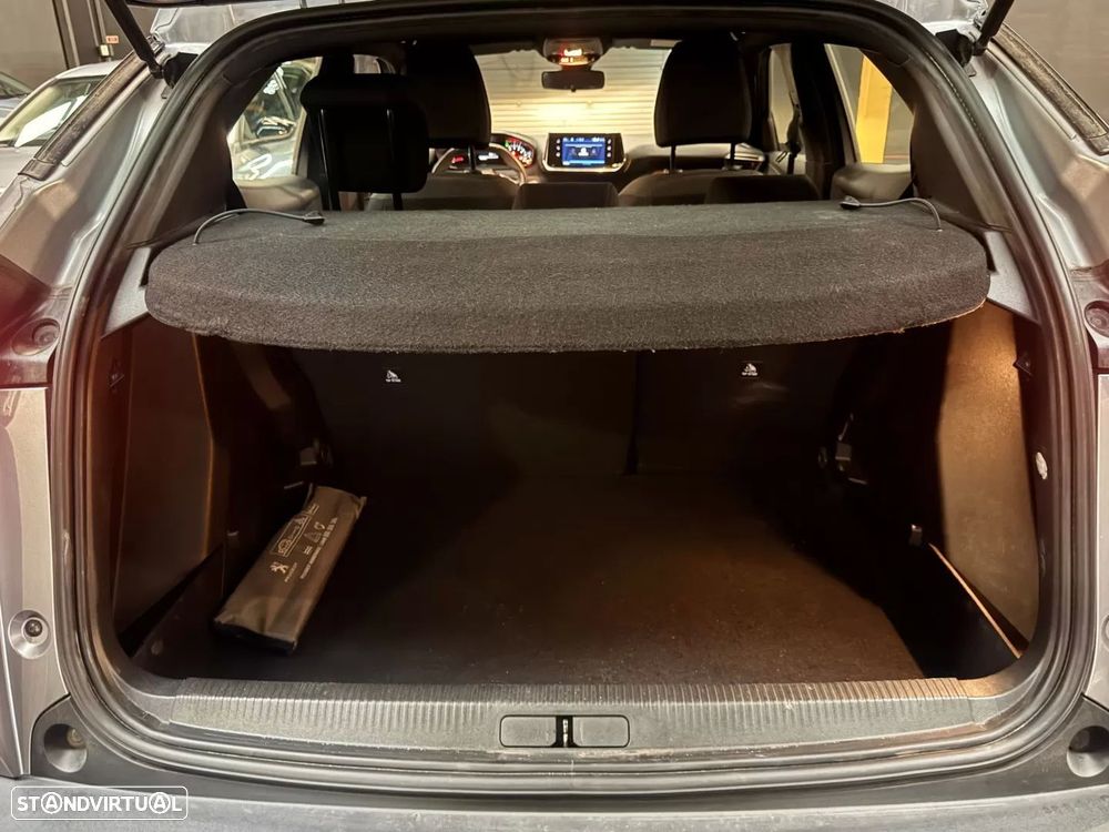 Peugeot 2008 1.2 PureTech Active Pack - 22