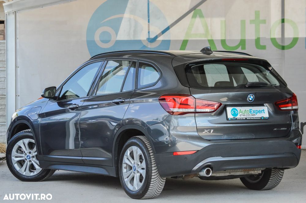 BMW X1 xDrive25e Sport Line - 28