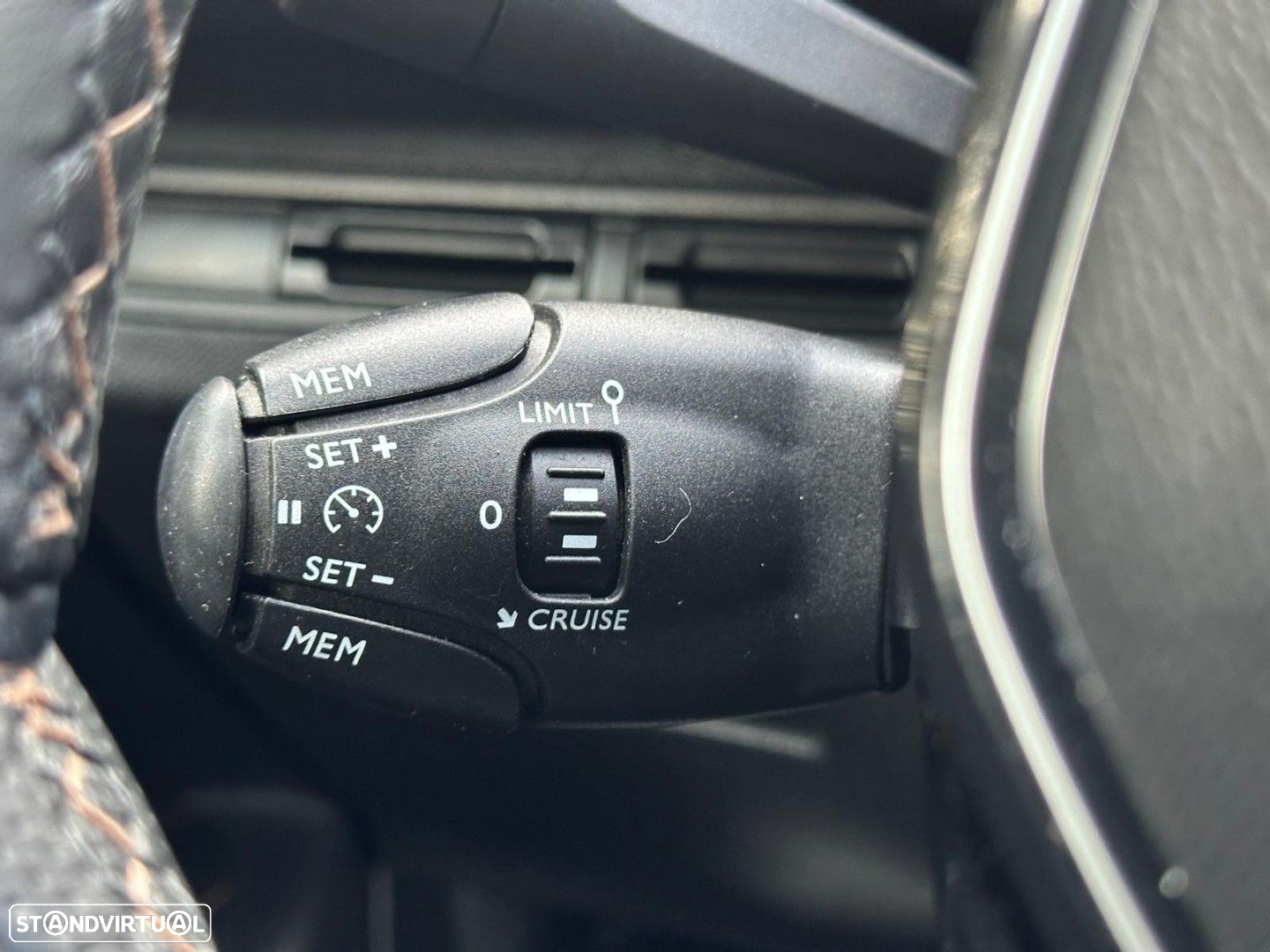 Peugeot 3008 1.5 BlueHDi GT Line - 34