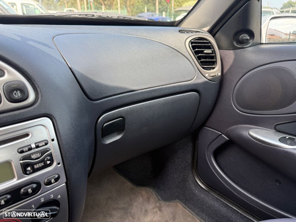 Ford Puma 1.4 16V - 14