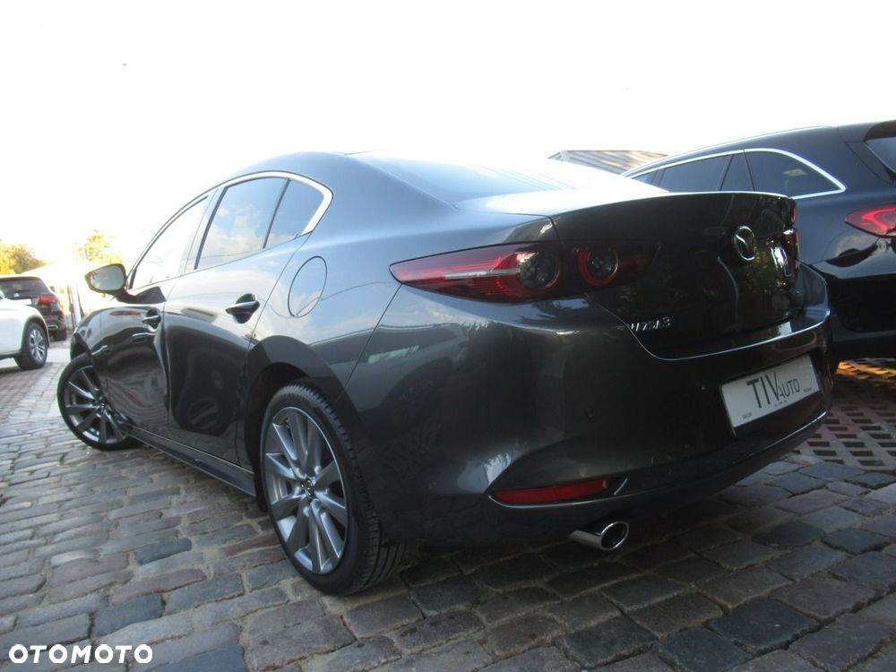 Mazda 3 2.0 mHEV Hikari - 4