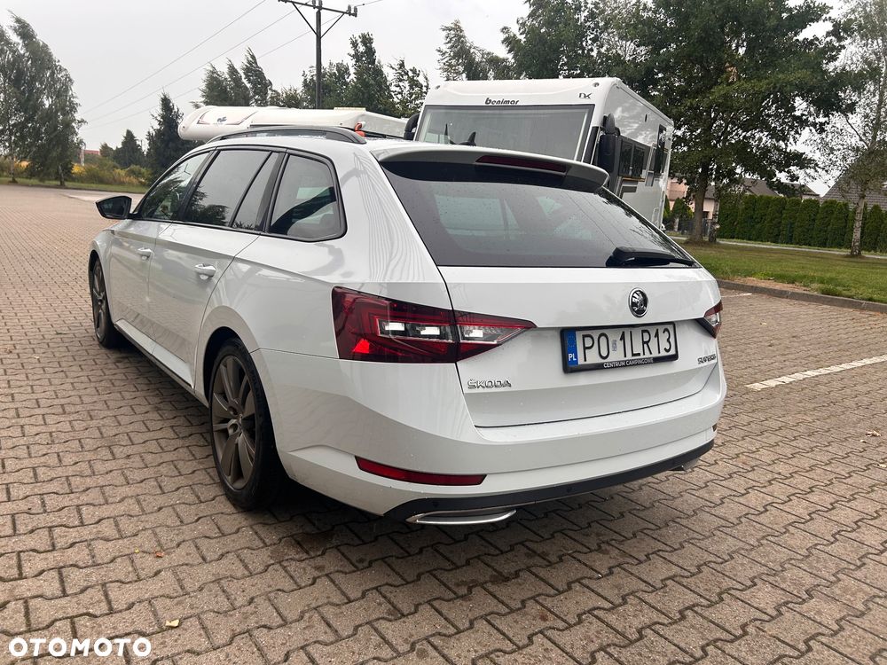 Skoda Superb 2.0 TDI Sportline DSG - 3