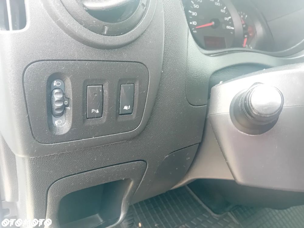 Renault Master - 18