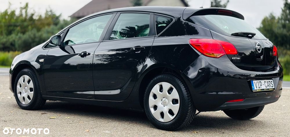 Opel Astra - 23