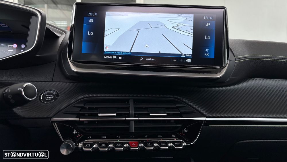 Peugeot 2008 1.2 PureTech GT EAT8 - 16