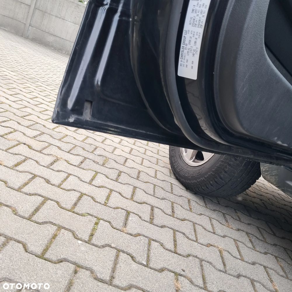 Jeep Grand Cherokee 3.7 4x4 Laredo - 16