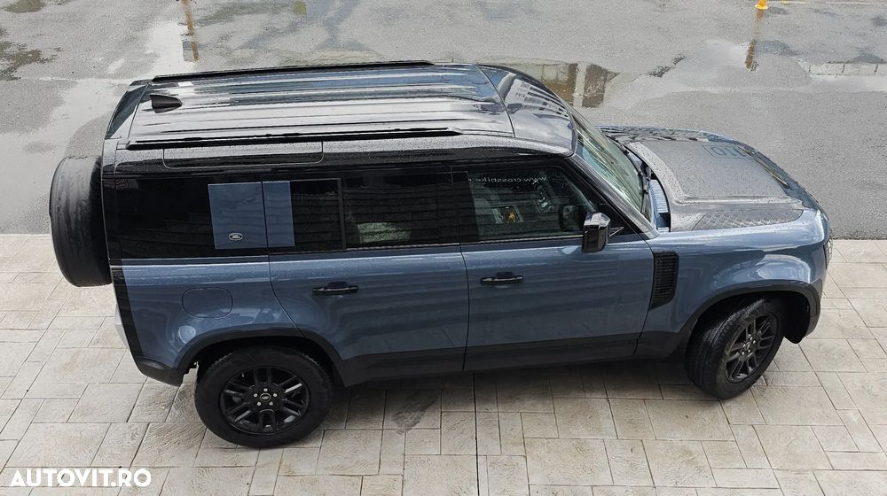 Land Rover Defender 110 2.0L D240 S - 12