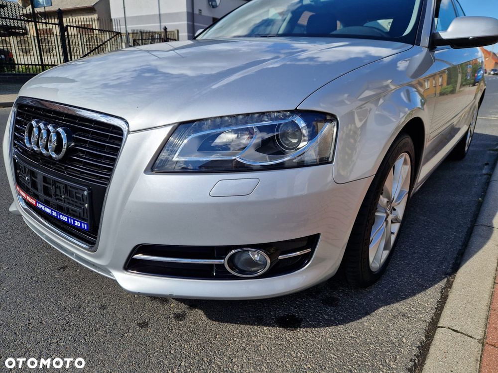 Audi A3 Sportback 1.8 TFSI Ambiente - 2
