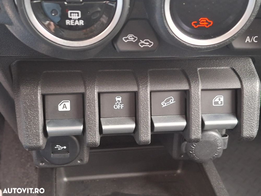 Suzuki Jimny 1.5 ALLGRIP GLX AT - 23