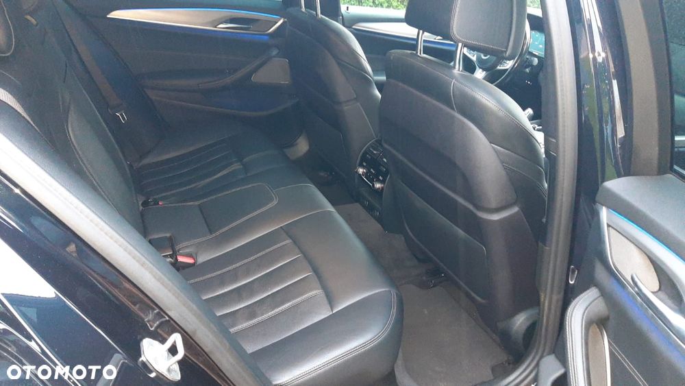 BMW Seria 5 540d xDrive M Sport sport - 11