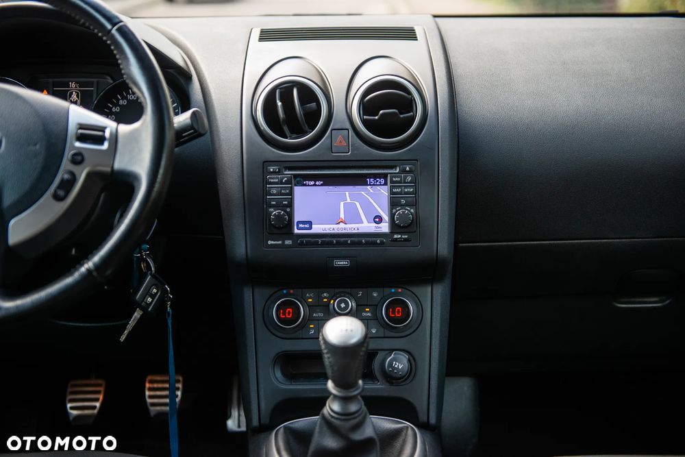 Nissan Qashqai 2.0 tekna - 31