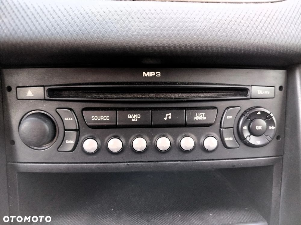 Peugeot 207 95 VTi Urban Move - 29