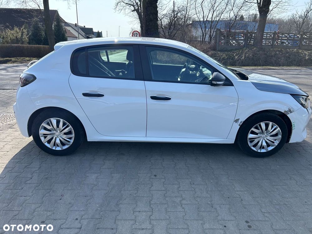Peugeot 208 - 14