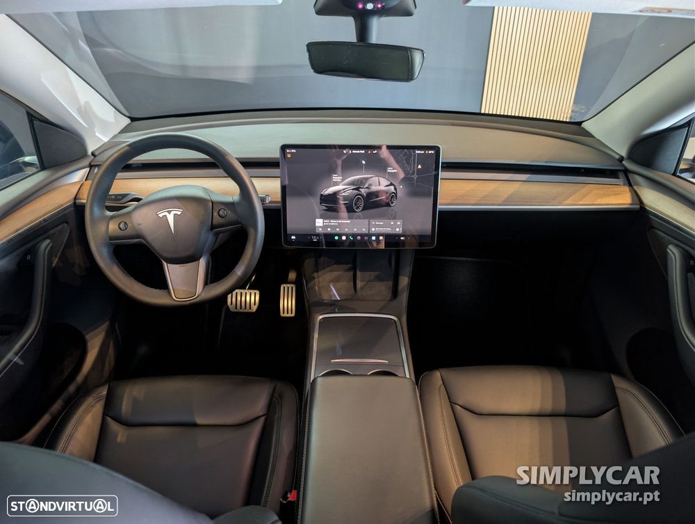 Tesla Model Y Performance Dual Motor AWD - 10