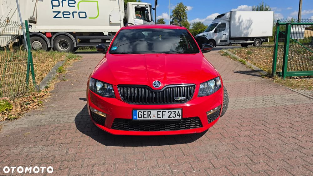 Skoda Octavia 2.0 TSI DSG RS 230 - 32