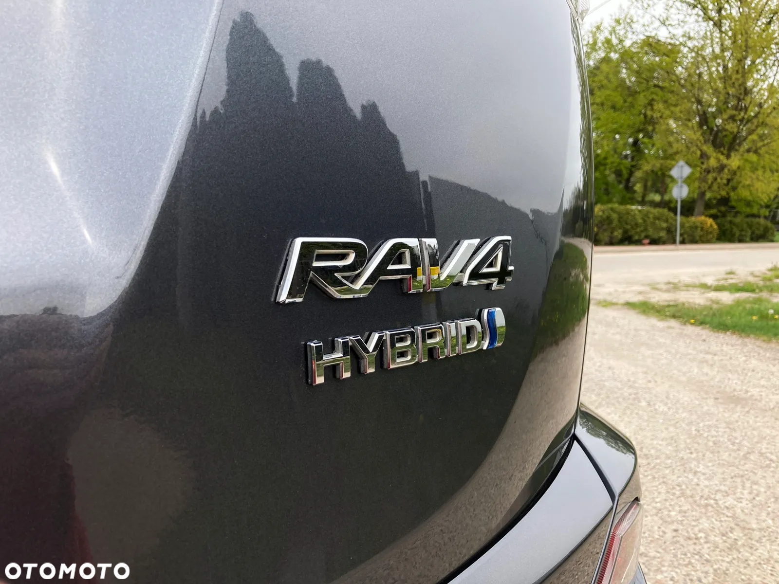 Toyota RAV4 2.5 4x4 Hybrid Executive - 19