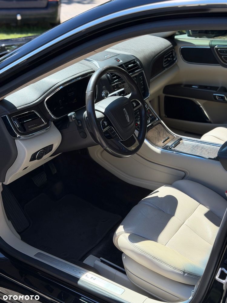 Lincoln Continental - 32