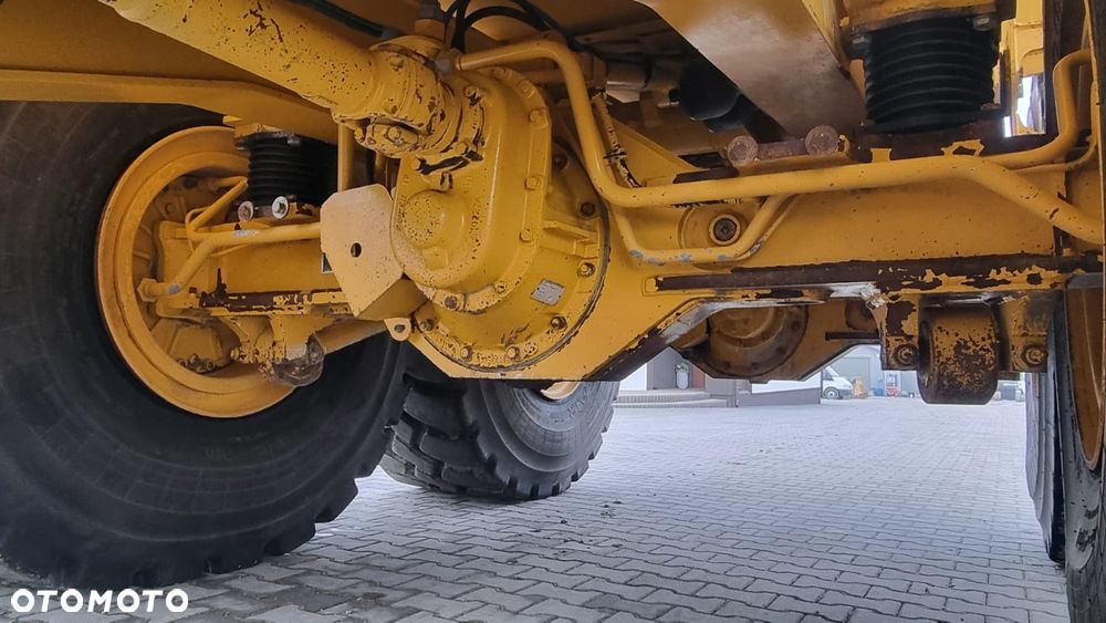 Bell B40E 6x6/ Maszyna sprowadzona - 15