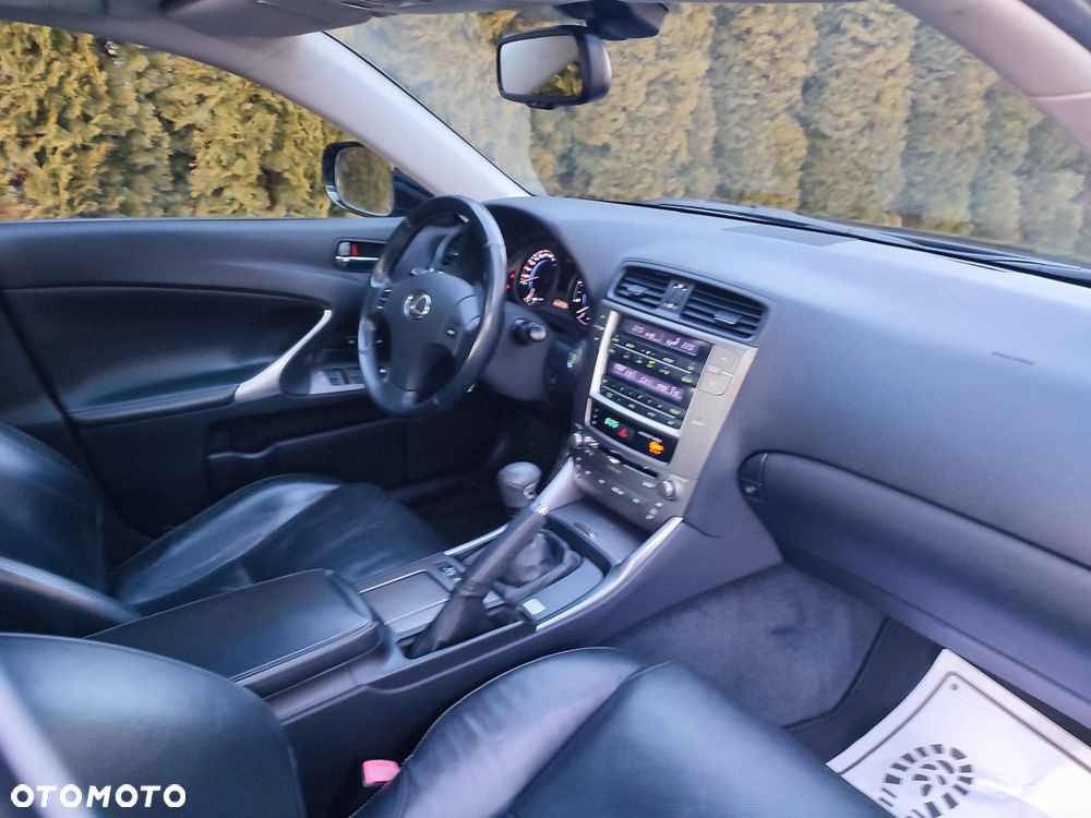 Lexus IS 220 D Comfort - 10