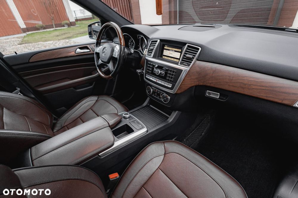 Mercedes-Benz ML 250 BlueTec 4-Matic - 33
