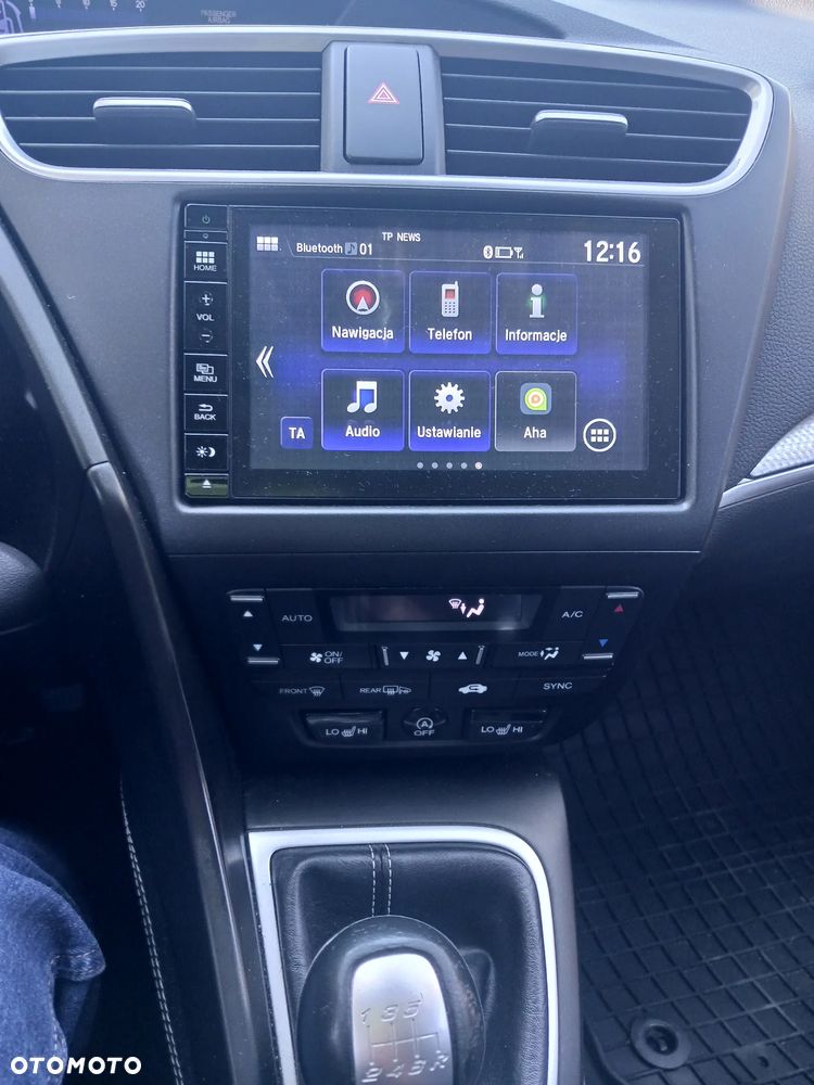 Honda Civic 1.8 Lifestyle (Honda Connect+) - 6