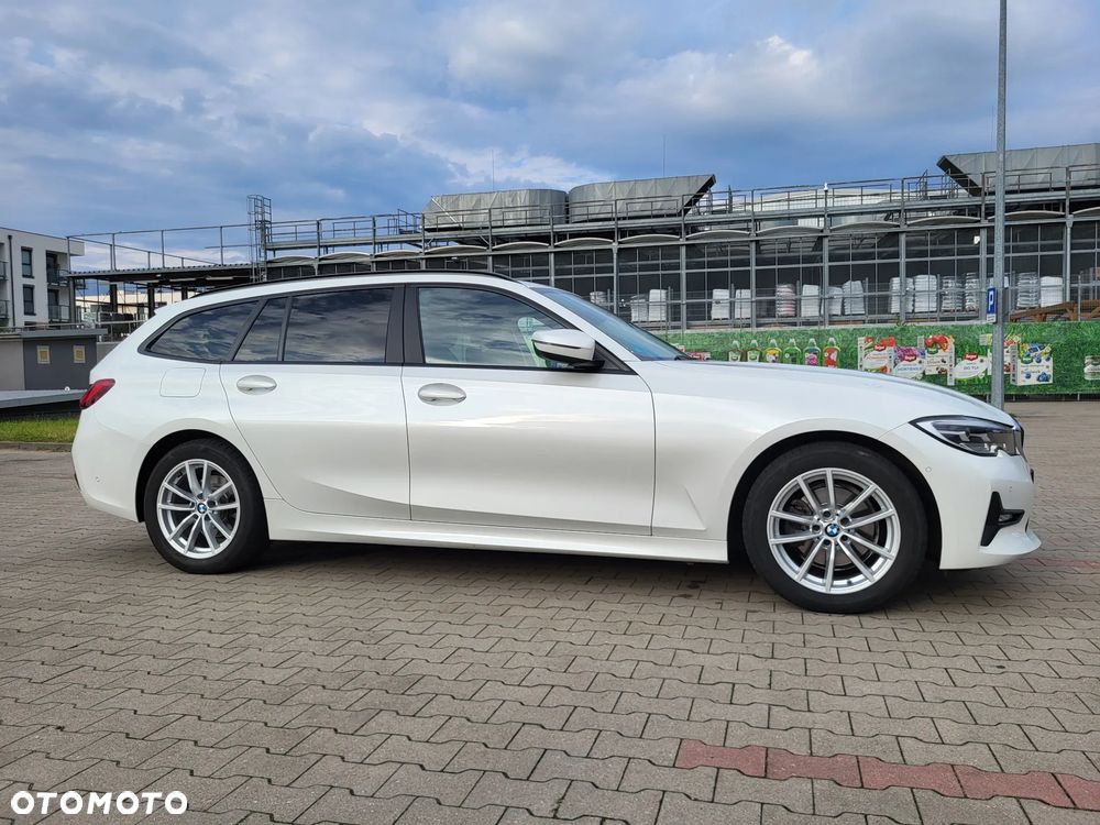 BMW Seria 3 320d xDrive Advantage - 3