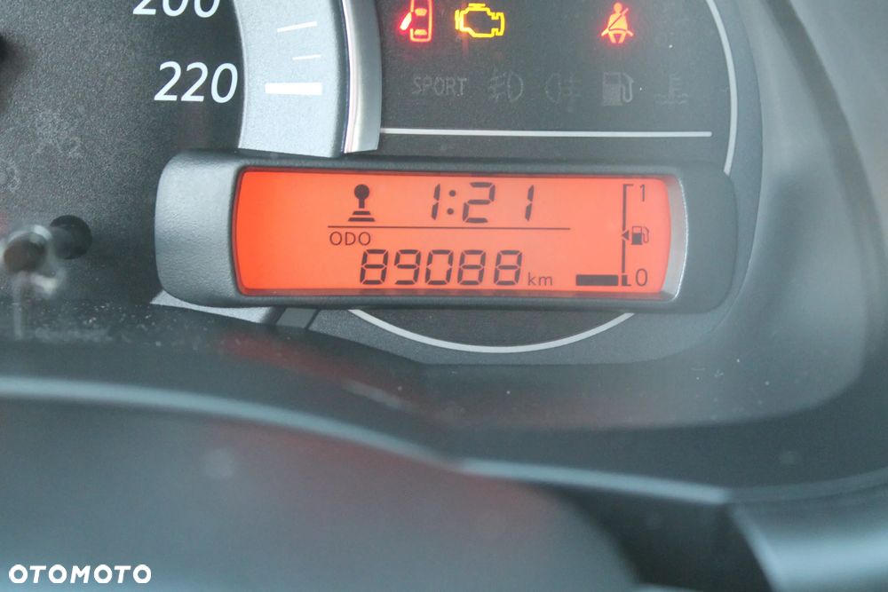 Nissan Micra 1.2 Visia First - 25