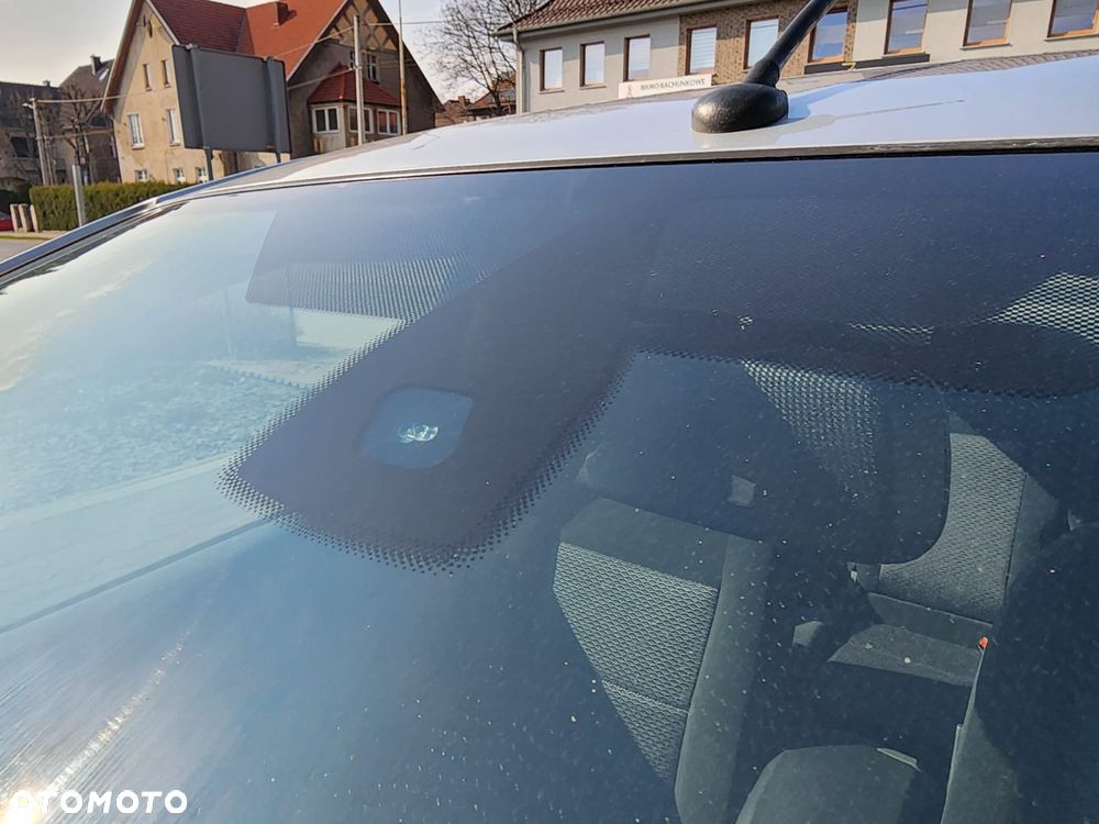 Ford C-MAX 2.0 Ghia - 30