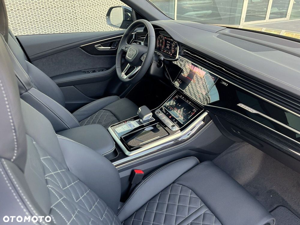 Audi Q8 - 22