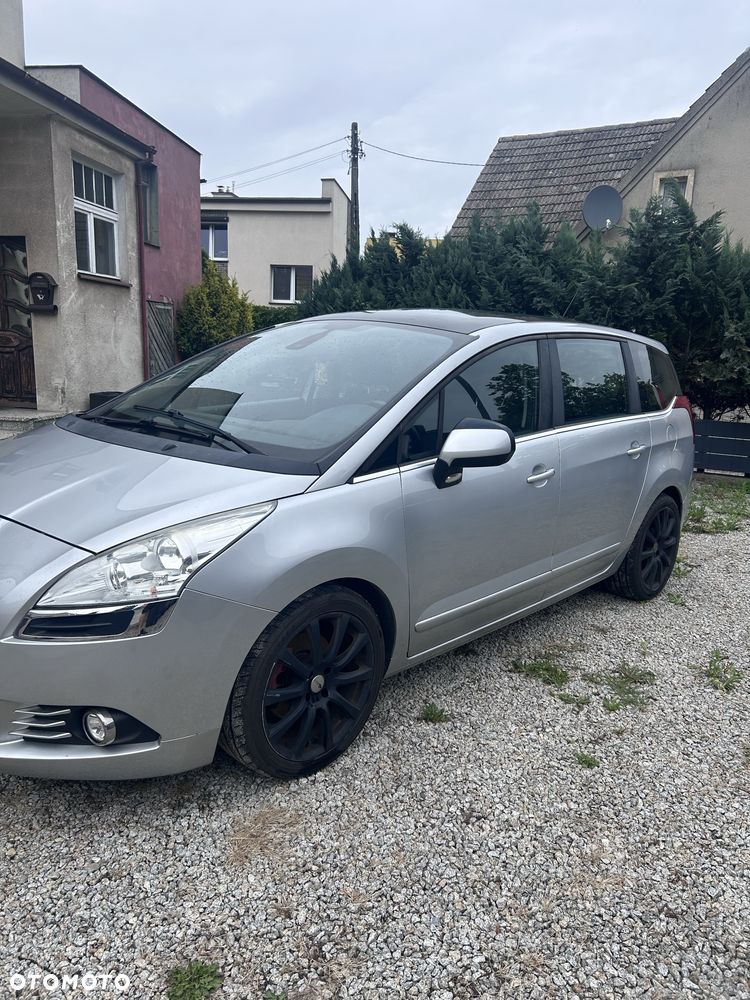 Peugeot 5008 - 2