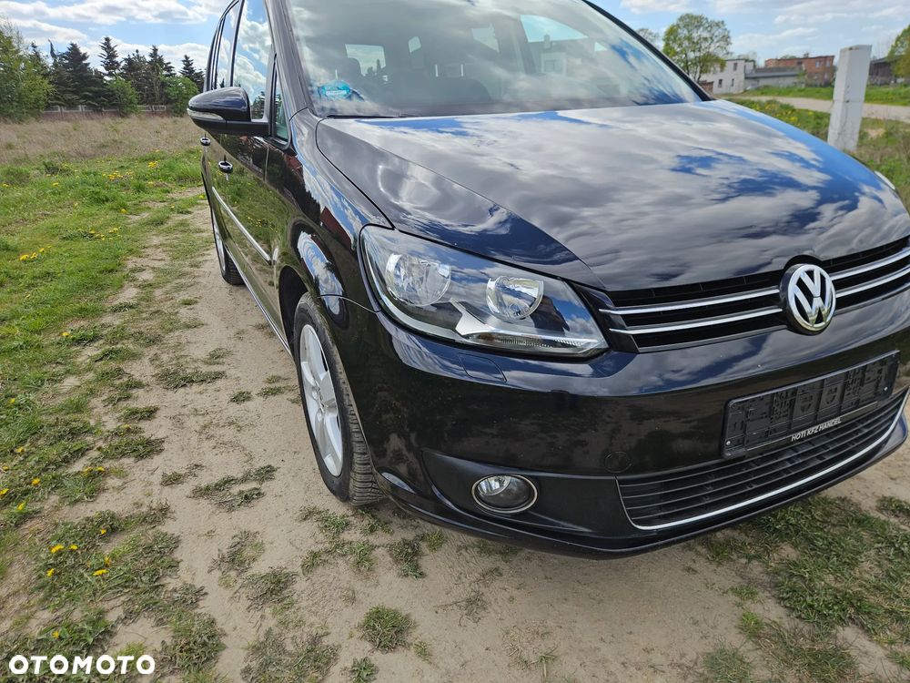Volkswagen Touran 2.0 TDI DPF BlueMotion Technology Highline - 9