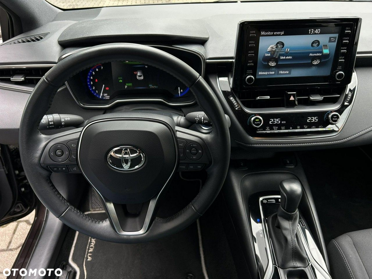 Toyota Corolla - 10