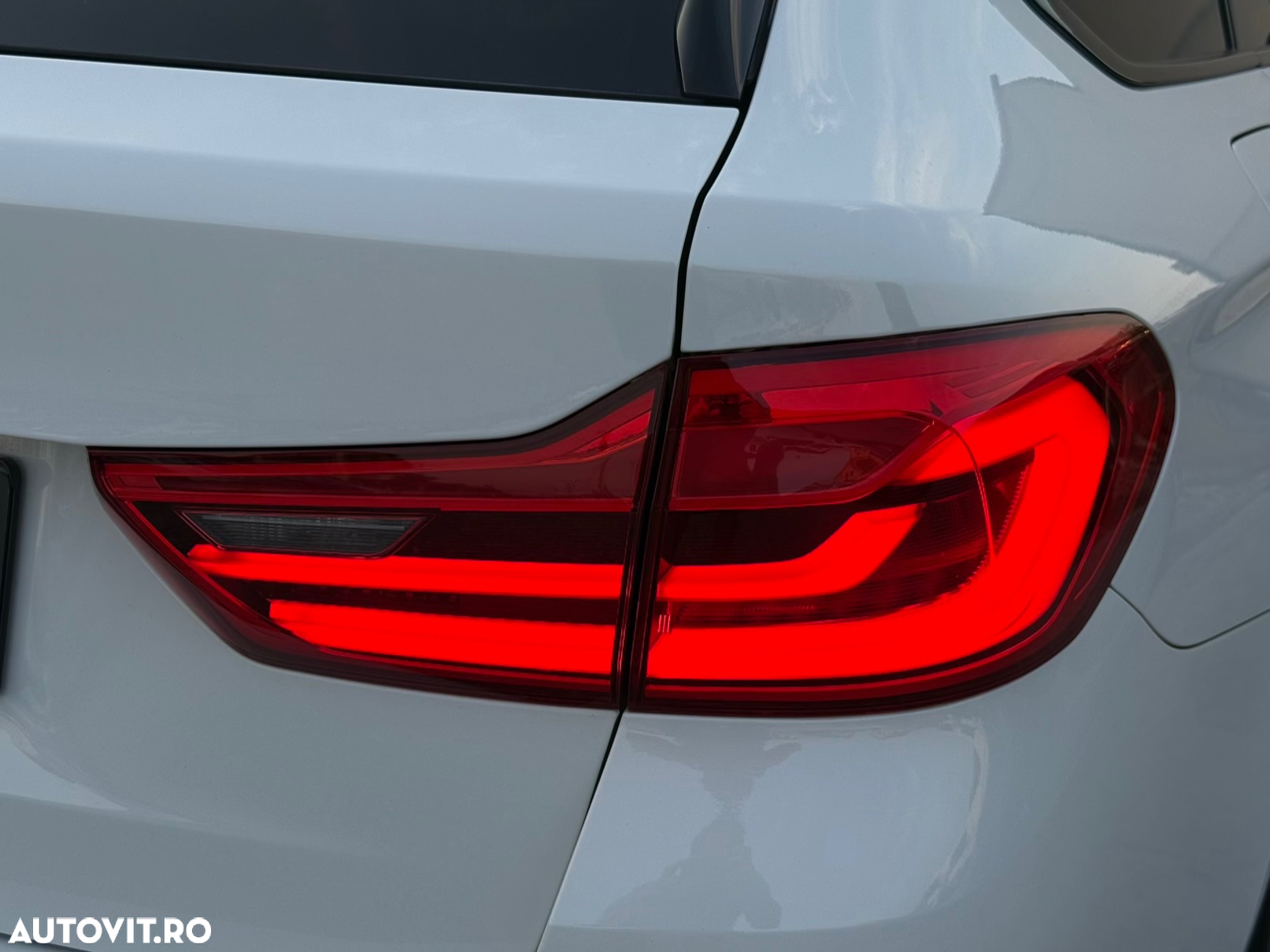 BMW Seria 5 520d Touring Aut. Luxury Line - 38