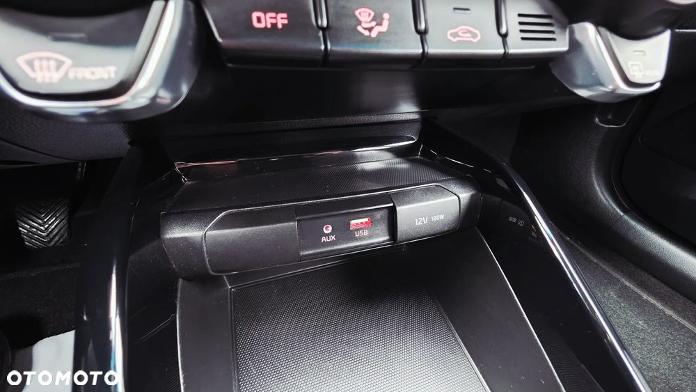 Kia Stonic 1.6 CRDi SCR XL - 18