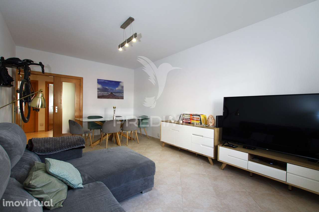 Apartamento T2 em zona nobre da Sobreda da Caparica - Grande imagem: 4/21