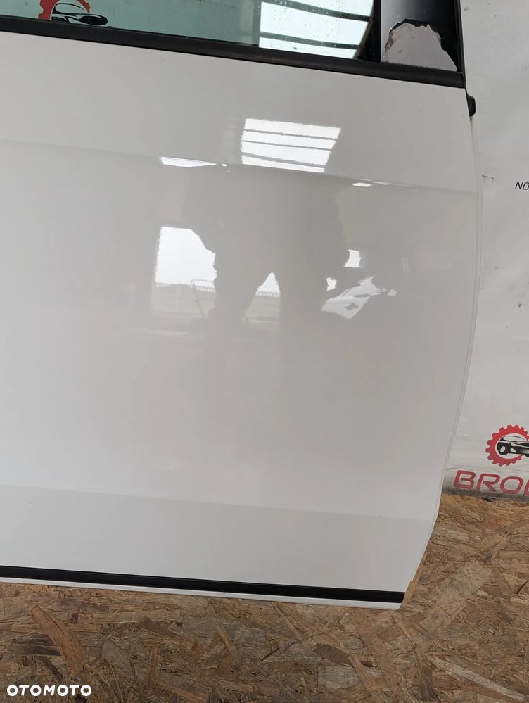 DRZWI TYLNE PRAWE VW PASSAT B7 SEDAN 12'  LB9A - 3