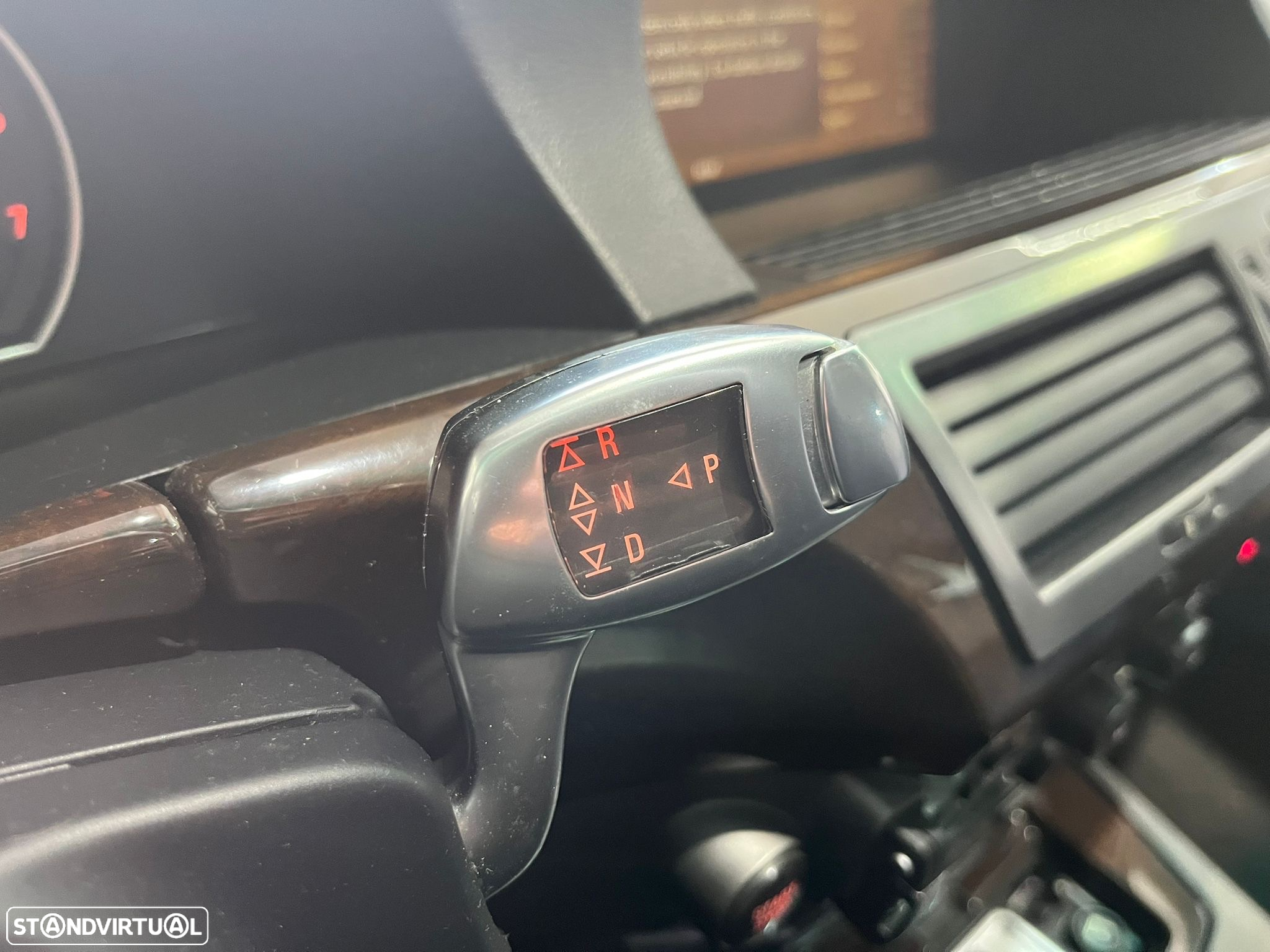 BMW 745 Li - 20