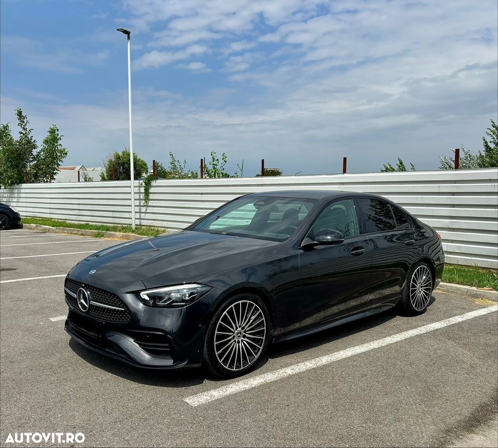 Mercedes-Benz C 180 9G-TRONIC AMG Line - 24