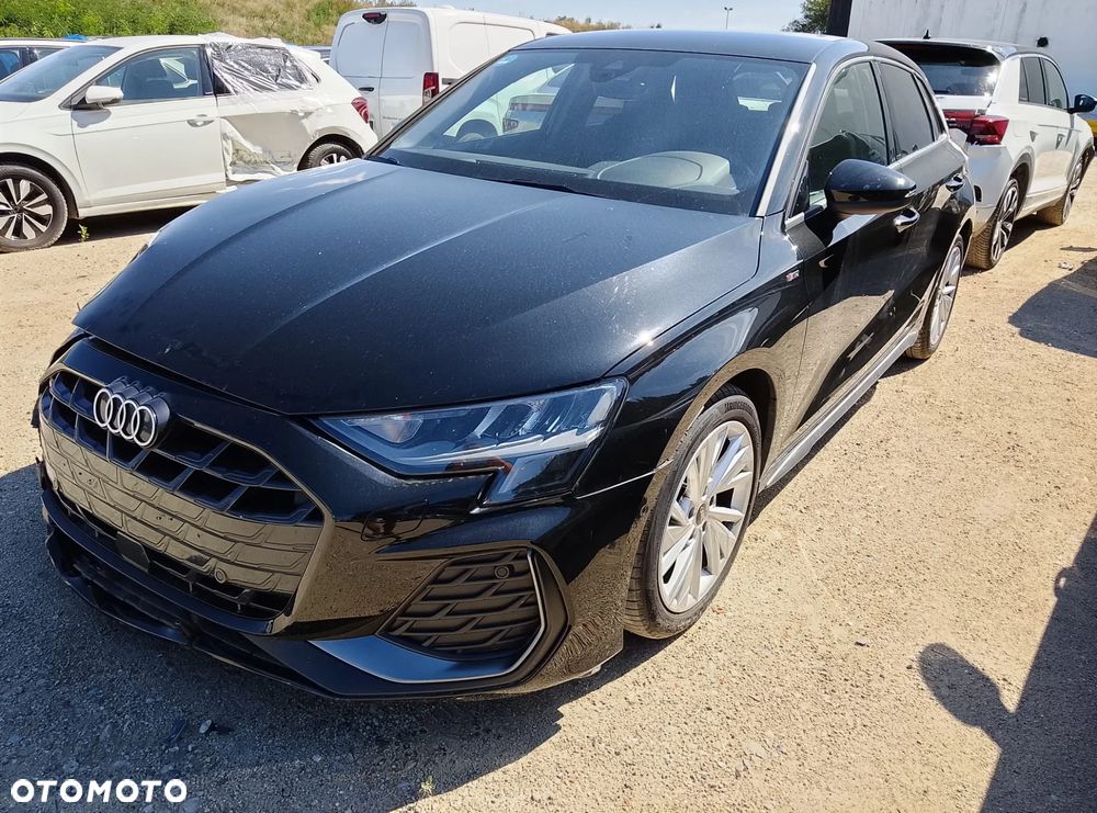 Audi A3 Sportback - 1