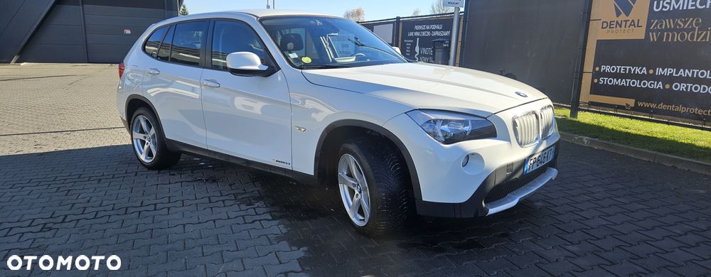 BMW X1 xDrive18d - 9