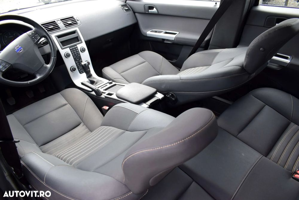 Volvo V50 - 6